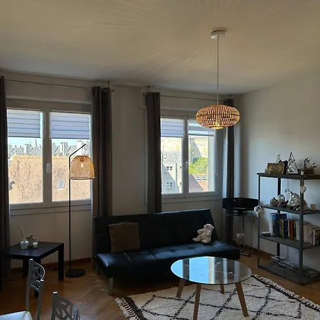 Apartment De Charme Face Au Chateau De
