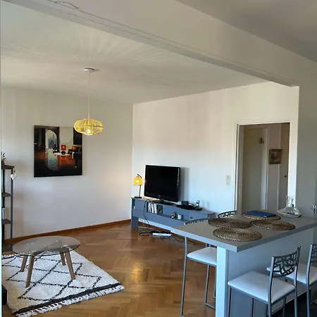 Apartment De Charme Face Au Chateau De