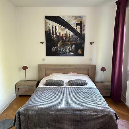 Apartment De Charme Face Au Chateau De Caen